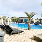 Crazy Sea View 1Br Apartment Spa Pools Resort