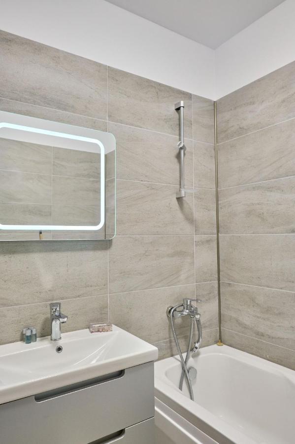 Apartament Crazy Sea View 1br Pools